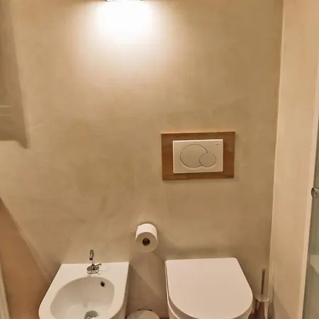 Chesa Valluna - Апартаменты Ла-Пунт-Чамуэшч