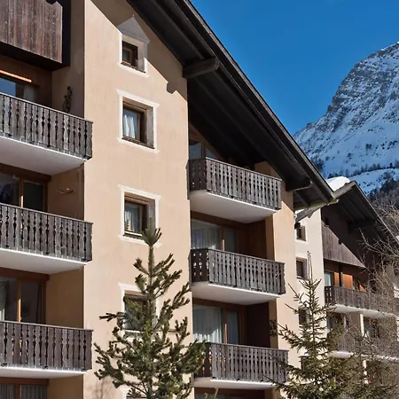 Chesa Valluna - לה פונט-שמוס-סאז'