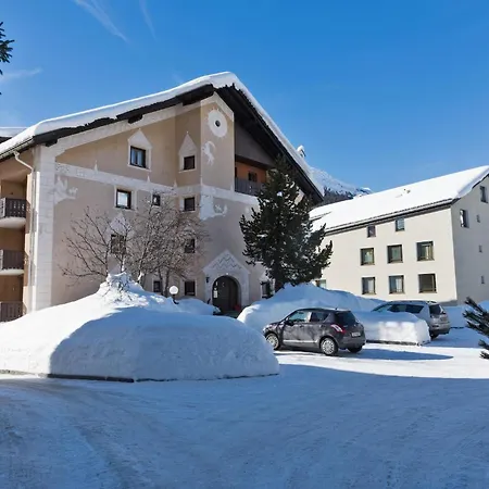 Apartamento Chesa Valluna - *